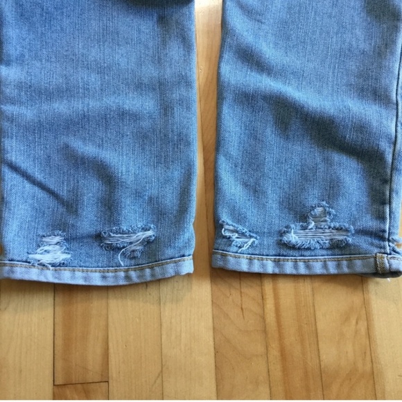 Vintage Tommy Hilfiger Light Wash Jeans - Picture 8 of 8
